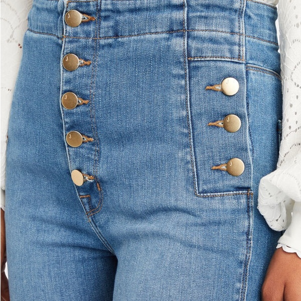 Women's Blue High-Waisted Jeans